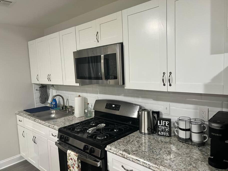 Luxury **Cozy• 2 Bedroom 2 Min. From Ewr / Newark Downtown 외부 사진